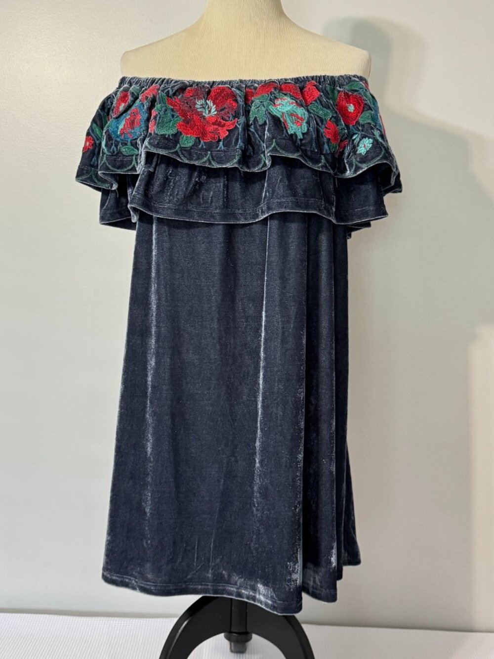 UMGEE Blue Velvet Embroidered Off Shoulder Dress